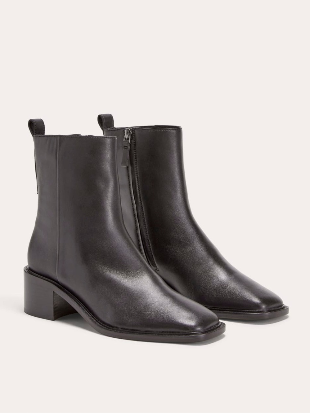 NIB Everlane The City Boot Booties Size 9 Leather Minimalist Casual Quiet Luxury